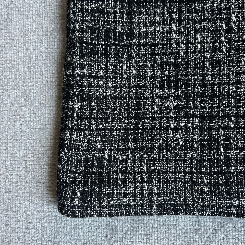 Lauren Ralph Lauren Women’s Black and White Bouclé Pencil Miniskirt, Size 18W - Picture 7 of 16